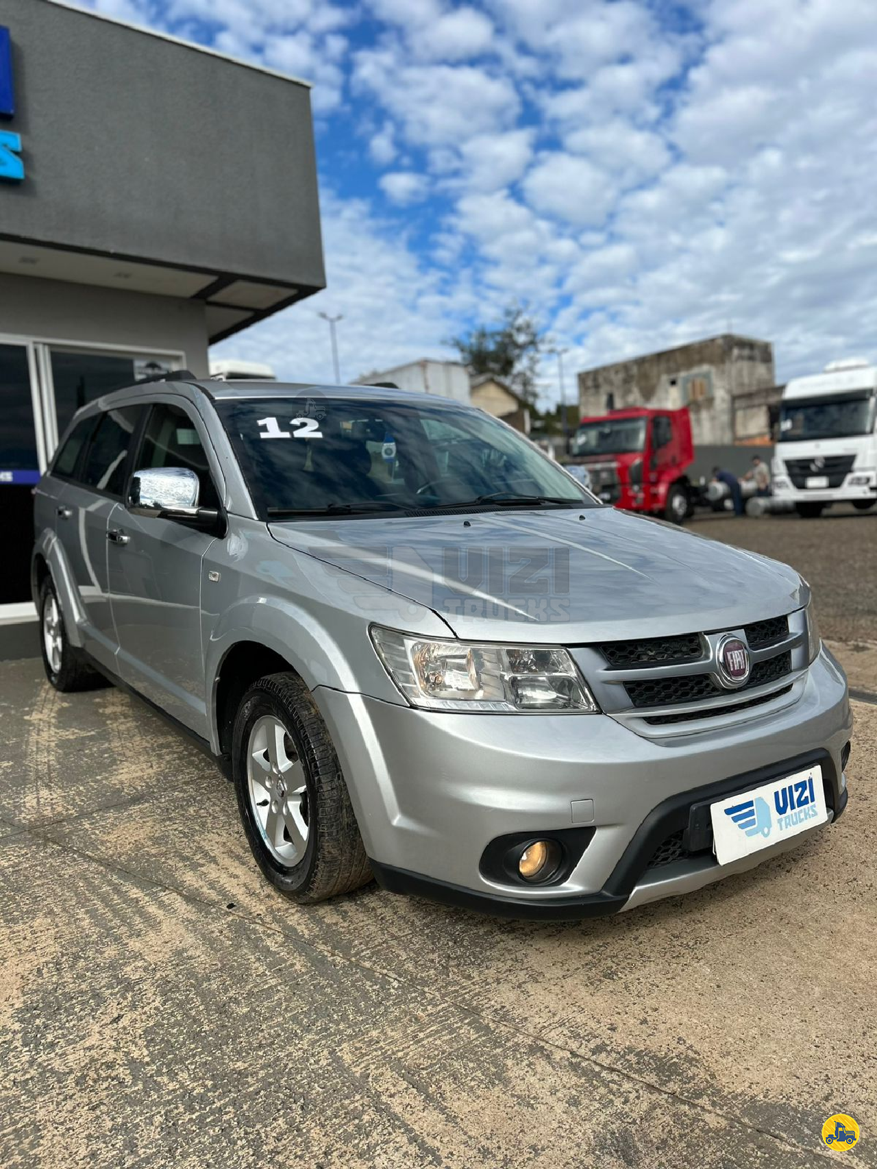 CARRO FIAT Freemont 2.4 Vizi Trucks DOIS VIZINHOS PARANÁ PR